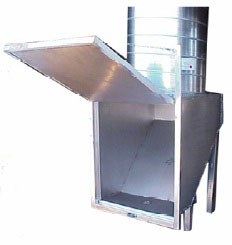 Garbage chute bottom discharge door with fusible link